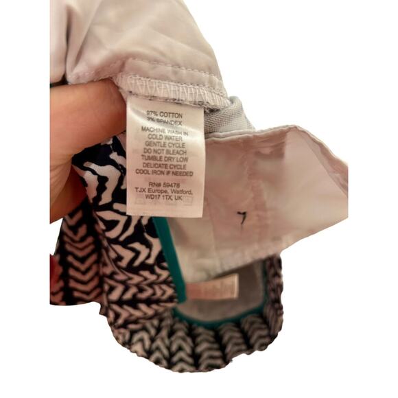 Kenar Shorts Women Size 2 Blue Geometric Pattern Chino Casual Flat Front - Picture 3 of 5